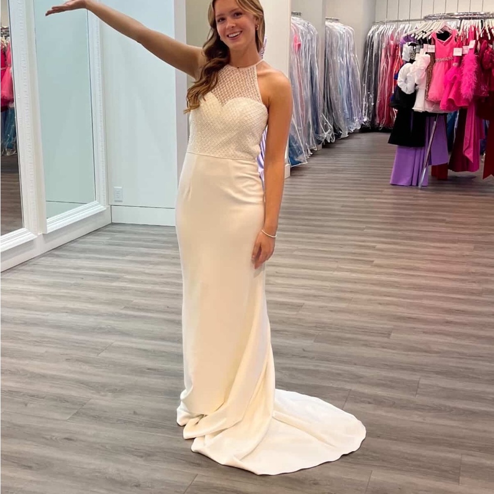 Sherri Hill Cream Prom/Pageant Dress